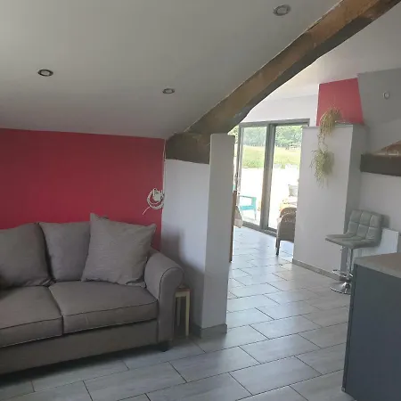 Le Hardas Mercure ゲストハウス Saint-Saturnin-du-Limet